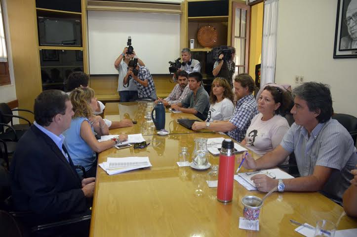 En este momento estás viendo Urgente: documentos de la reunión con el Gobierno (3 de Marzo)