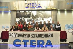 Lee más sobre el artículo 24 de agosto: paro nacional de CTERA
