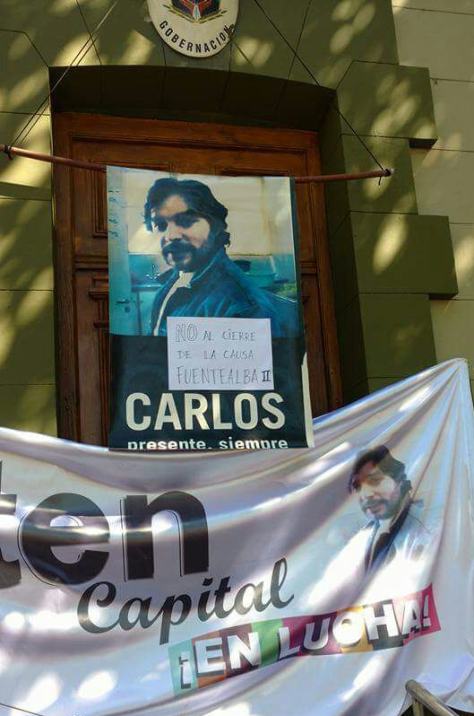 En este momento estás viendo UNA DECADA DE IMPUNIDAD GANADA POR LOS ASESINOS DE CARLOS