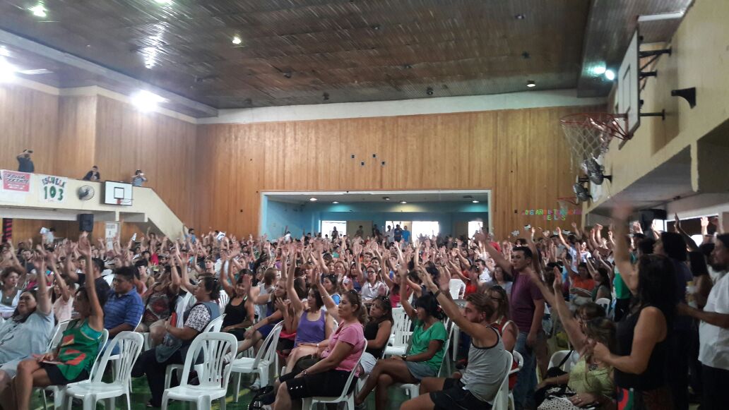 En este momento estás viendo GRAN ASAMBLEA DEFINE MEDIDAS PARA LAS DOS PRIMERAS SEMANAS DE CLASES