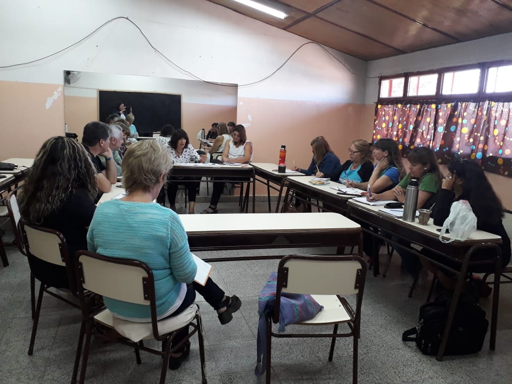 Lee más sobre el artículo ATENEO «TRABAJO DOCENTE; NUEVAS SUBJETIVIDADES, NUEVOS DESAFÍOS»
