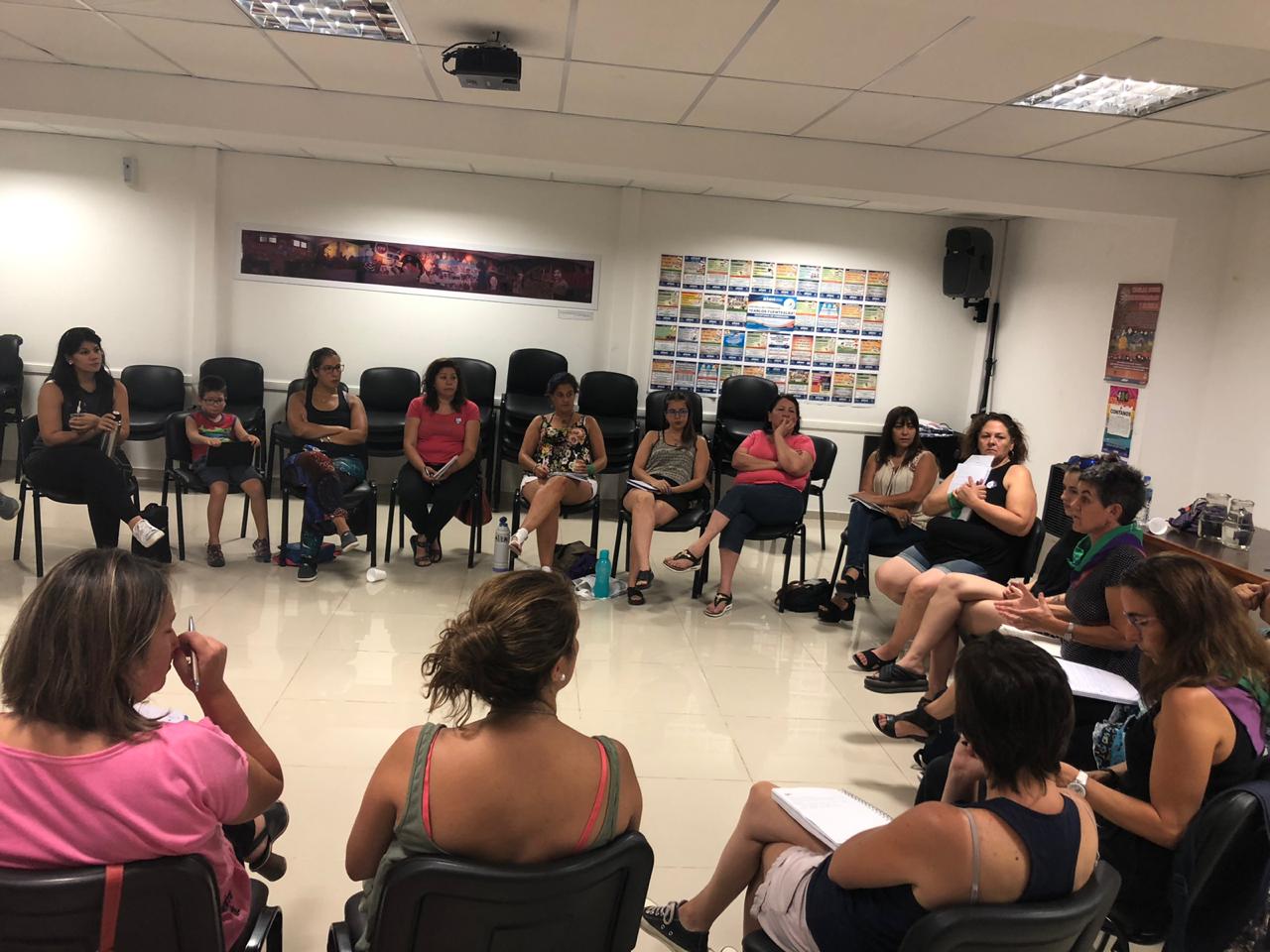 Lee más sobre el artículo Hacia una INTERSINDICAL NI UNA MENOS