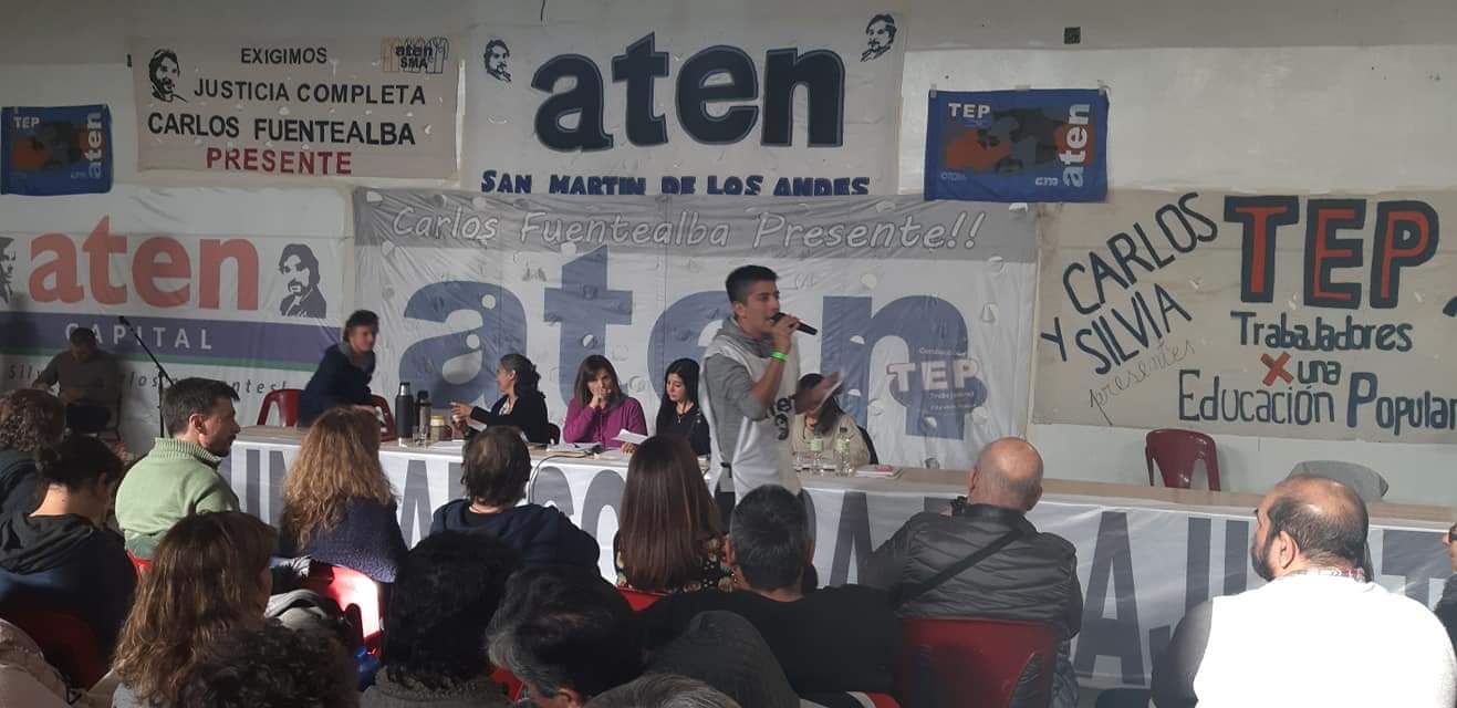 En este momento estás viendo CONTUNDENTE RESPALDO A LA POLÍTICA SINDICAL DE LA CD 2018