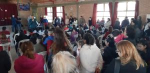 Lee más sobre el artículo ATEN CAPITAL PRESENTE EN EL RECLAMO DE LA ESCUELA n° 298. BASTA DE PARCHES!!