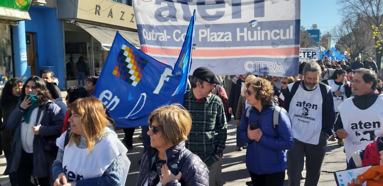 EN EL MARCO DE LA UNIDAD DE LA CTA,  LES TRABAJADORES SALIMOS A LA CALLE:  que el ajuste lo paguen los gobiernos 7