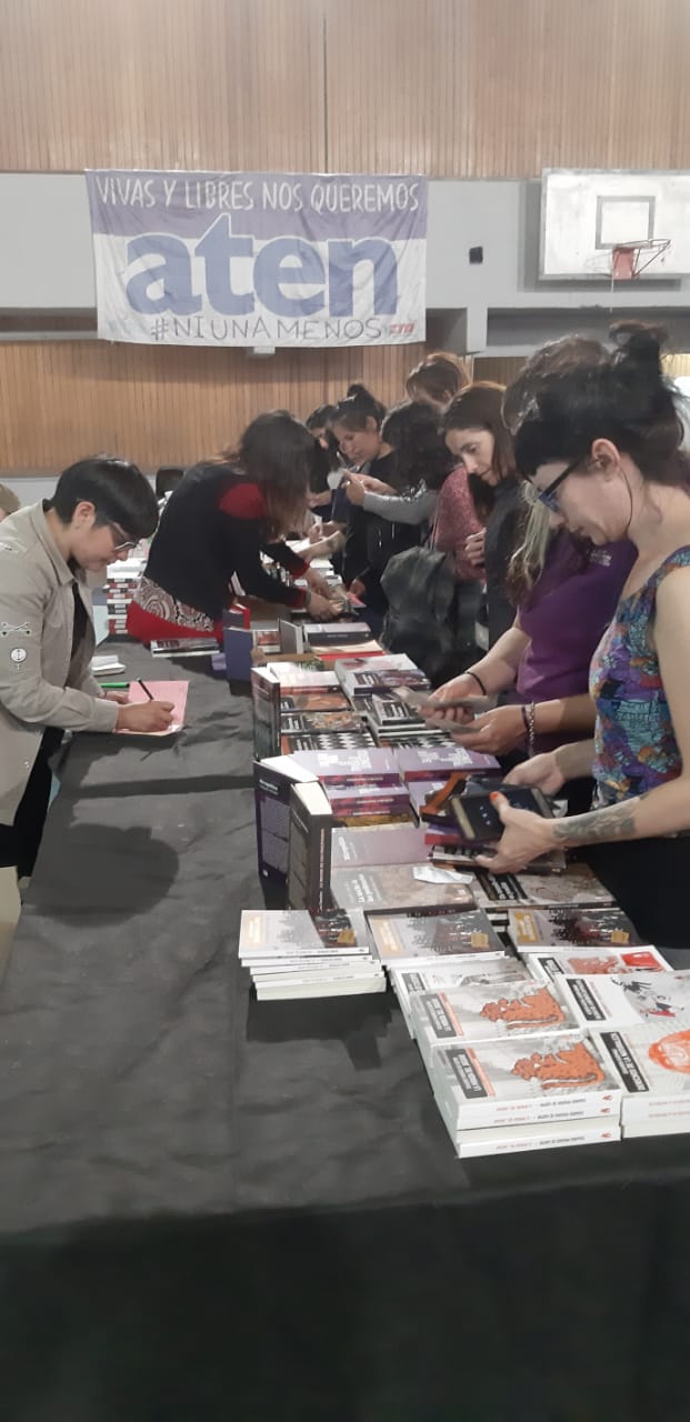 A(R)MANDO UN MUNDO FEMINISTA Silvia Federici en Neuquén 7