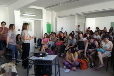 CHARLAS CON EGRESADES Y ESTUDIANTES DE LOS IFD 3