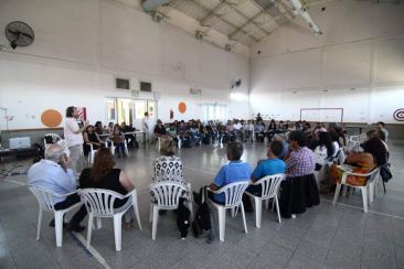 FORMACIÓN PARA SUPERVISORES DE LAS ESCUELAS SECUNDARIAS EN EL MARCO DE LA CONSTRUCCIÓN CURRICULAR 1