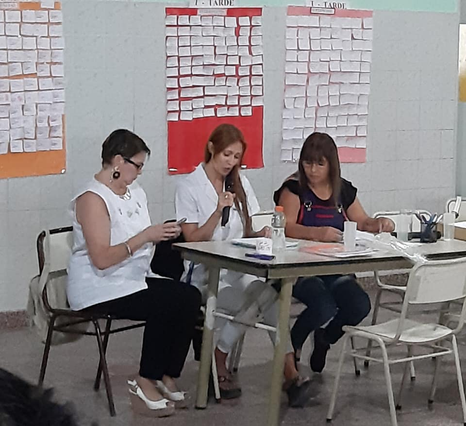 UN ACCESO A NUESTRA PRÁCTICA DOCENTE, VERDADERAMENTE DEMOCRÁTICO 4