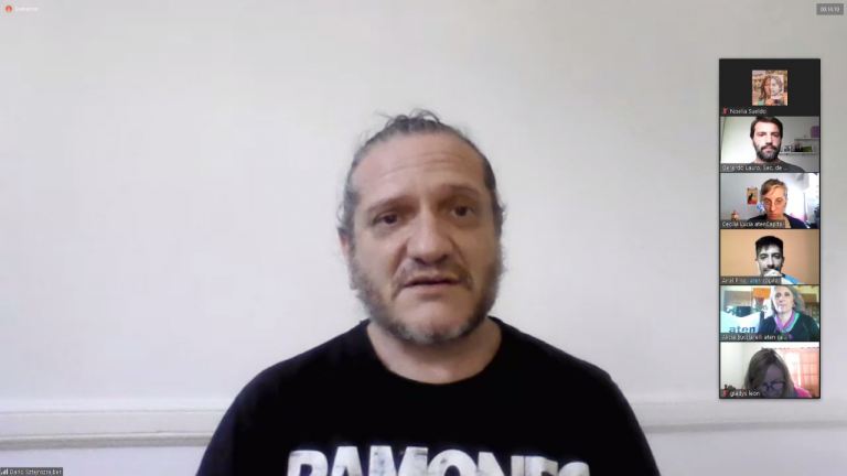 REFLEXIONES EN TORNO A LA ESCUELA PÚBLICA EN PANDEMIA Dialogamos con el docente y filósofo, Darío Sztajnsrajber