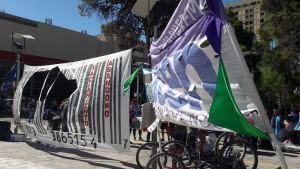 Lee más sobre el artículo LA ESCUELA PÚBLICA ES UN DERECHO, NO UNA MERCANCÍA