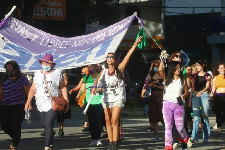 Lee más sobre el artículo MARCHAMOS CONTRA EL PATRIARCADO QUE DÍA A DÍA NOS VIOLENTA